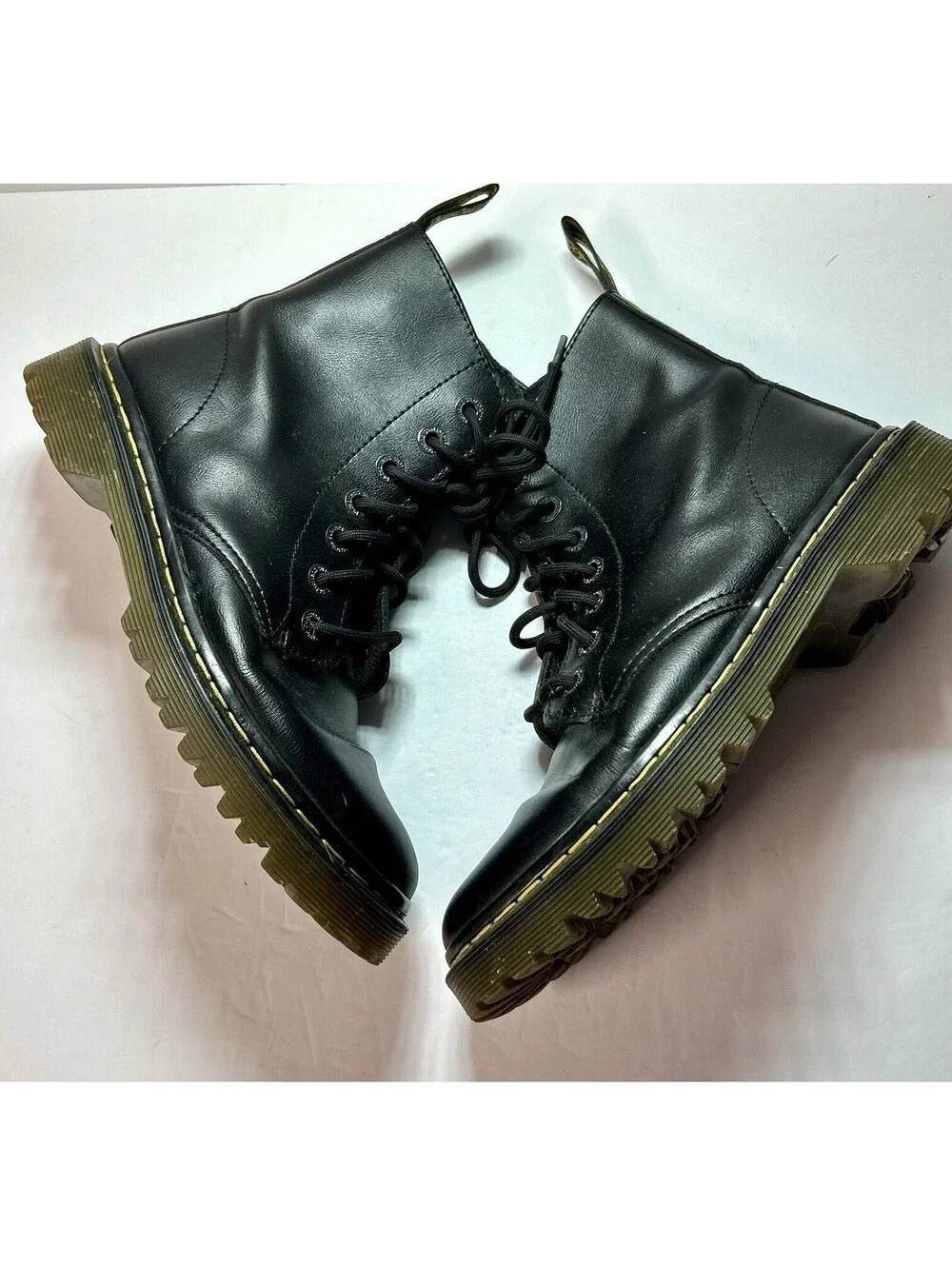 Dr. Martens Air Cushioned Combat Boots M 8 / W 7 Black Leather 8 Eye AirWair